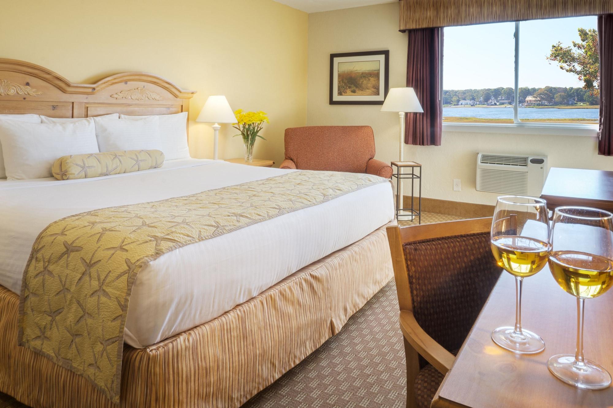 Bayside Resort Hotel West Yarmouth Exterior photo